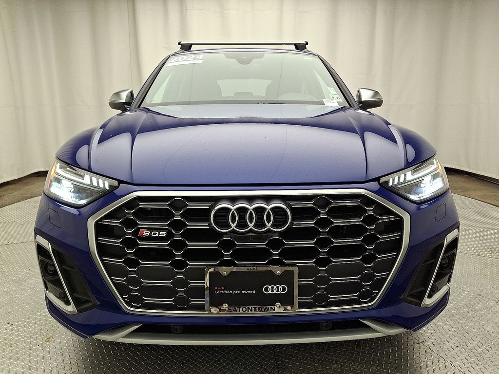 2024 Audi SQ5 Prestige photo 2