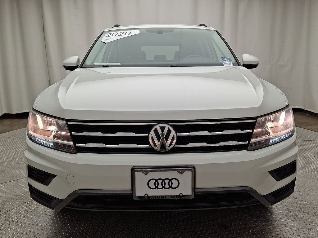 Used 2020 Volkswagen Tiguan SE with VIN 3VV2B7AX6LM076459 for sale in Eatontown, NJ