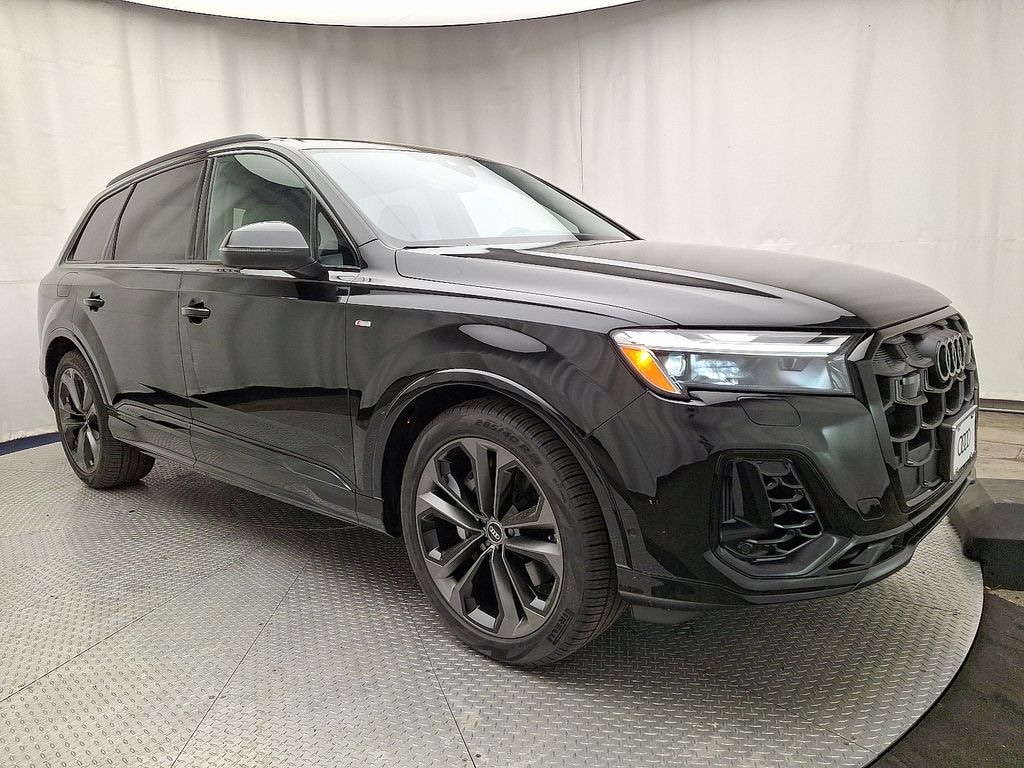 New 2026 Audi Q7 Premium Plus SUV