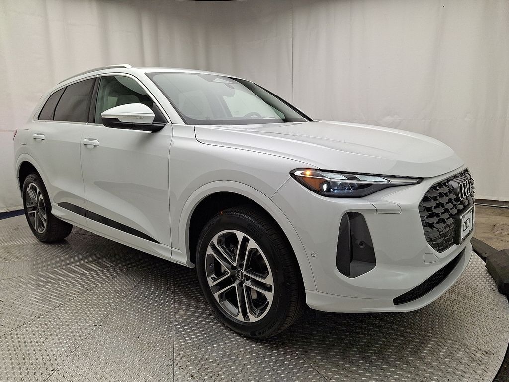 New 2026 Audi Q5 Premium SUV