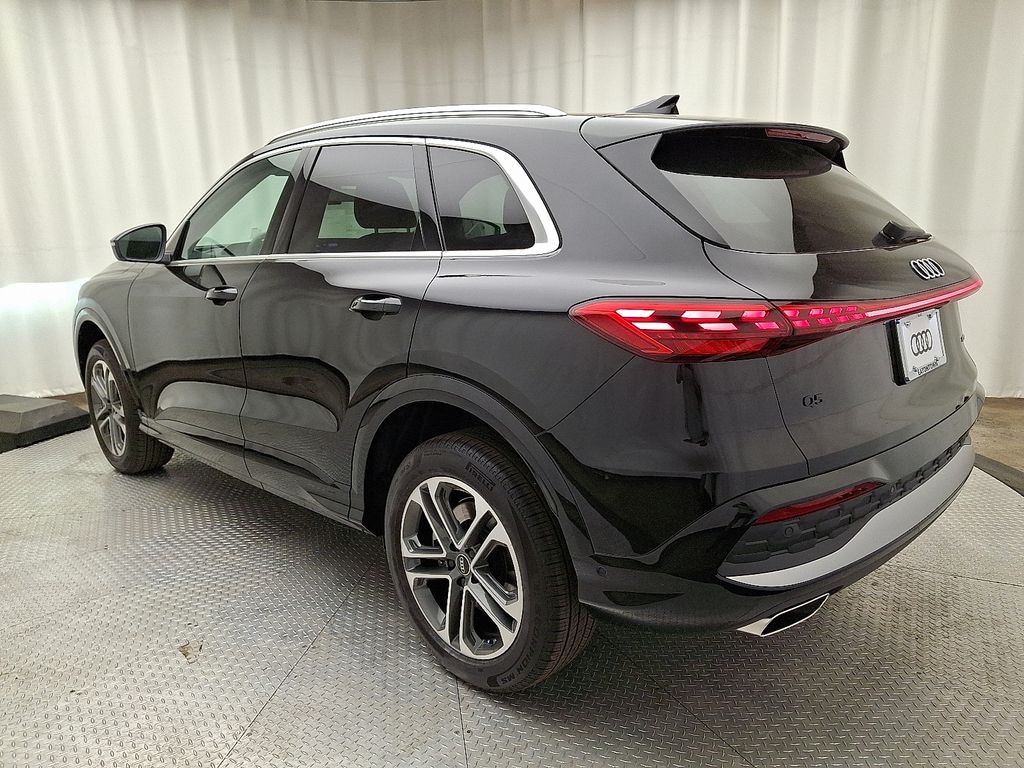 New 2026 Audi Q5 Premium SUV