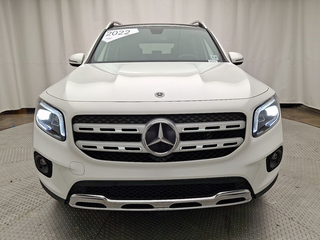 2022 Mercedes Benz GLB 250 photo 2