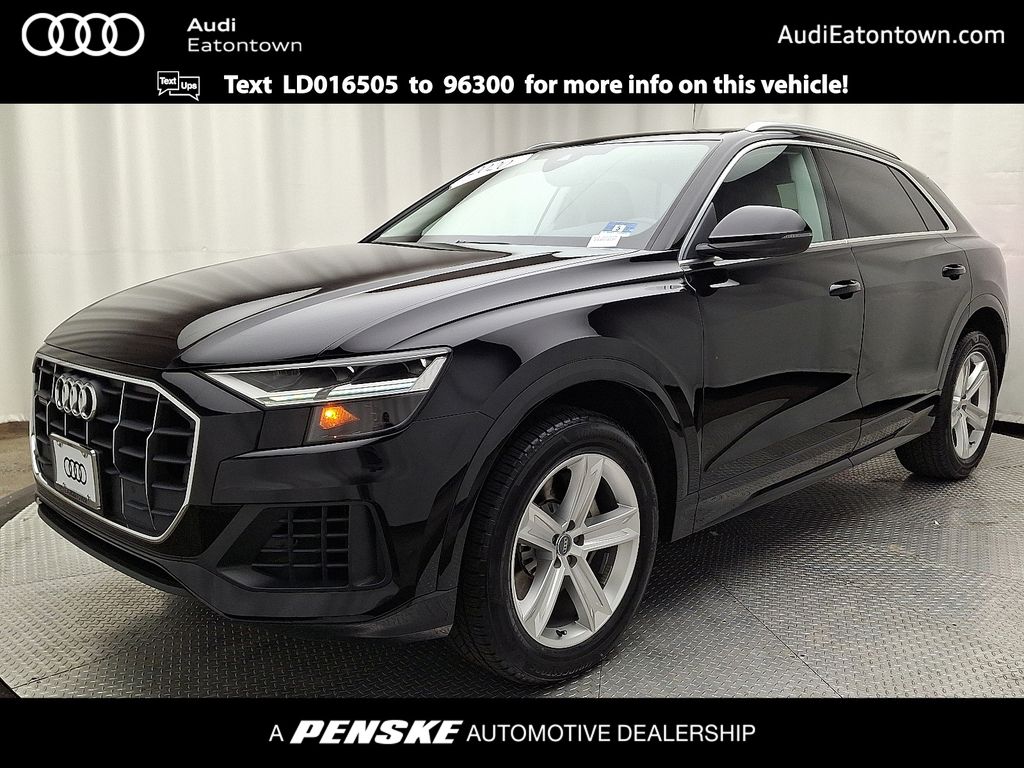 2020 Audi Q8 Premium's photo