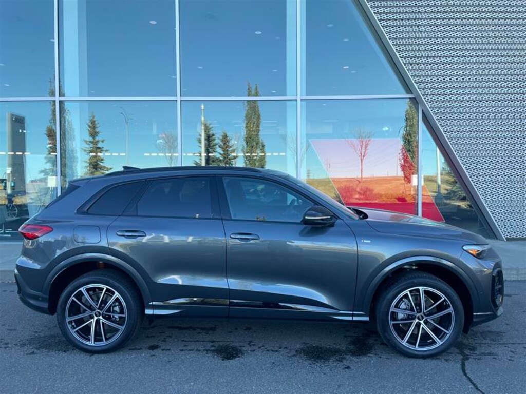 New 2025 Audi 2.0T Progressiv SUV