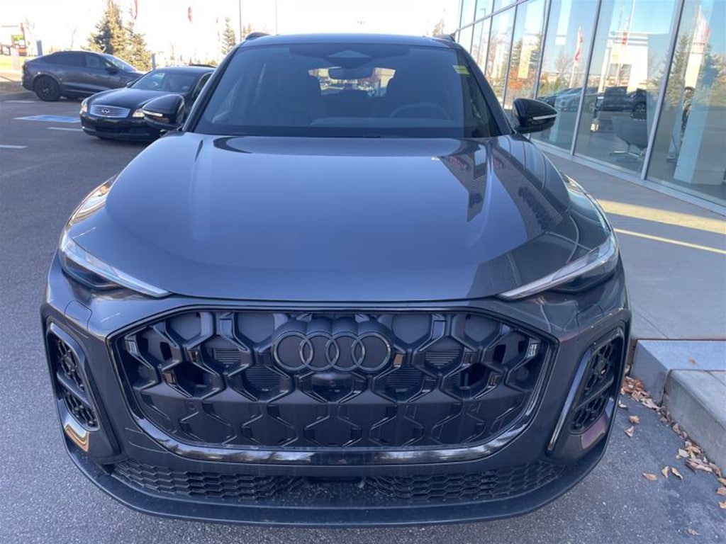 New 2025 Audi 2.0T SUV