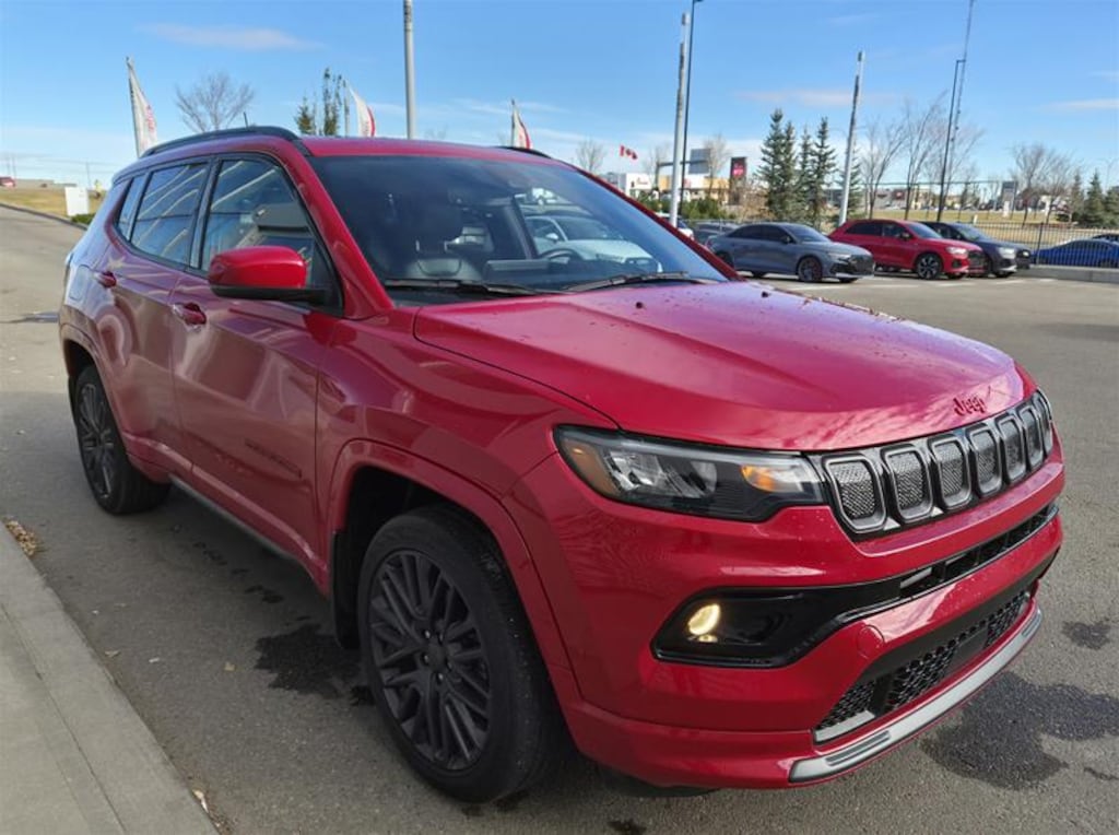Used 2022 Jeep  Limited SUV