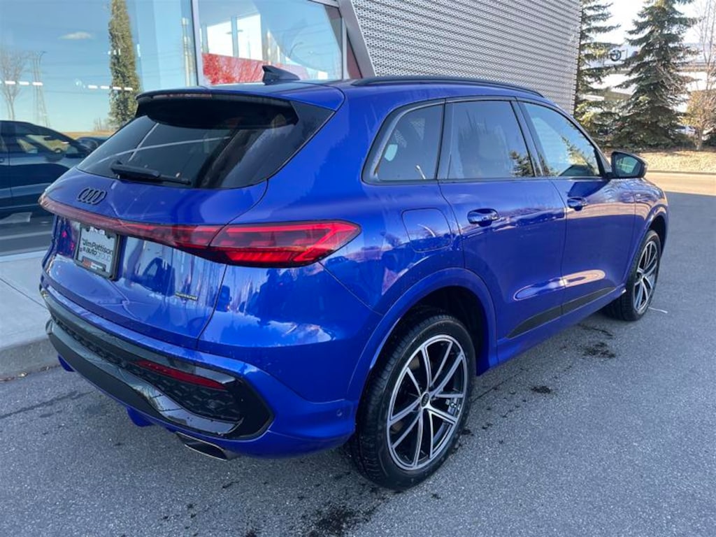 New 2025 Audi 2.0T Progressiv SUV