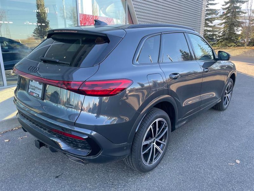 New 2025 Audi 2.0T SUV