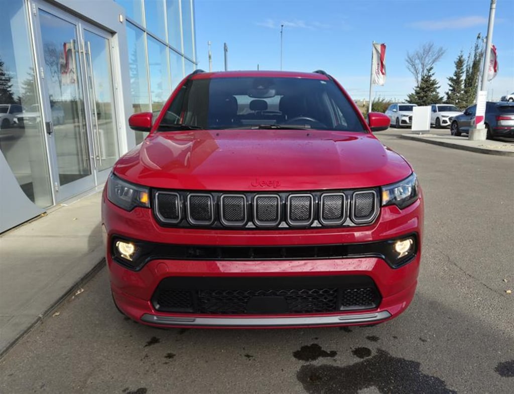 Used 2022 Jeep  Limited SUV