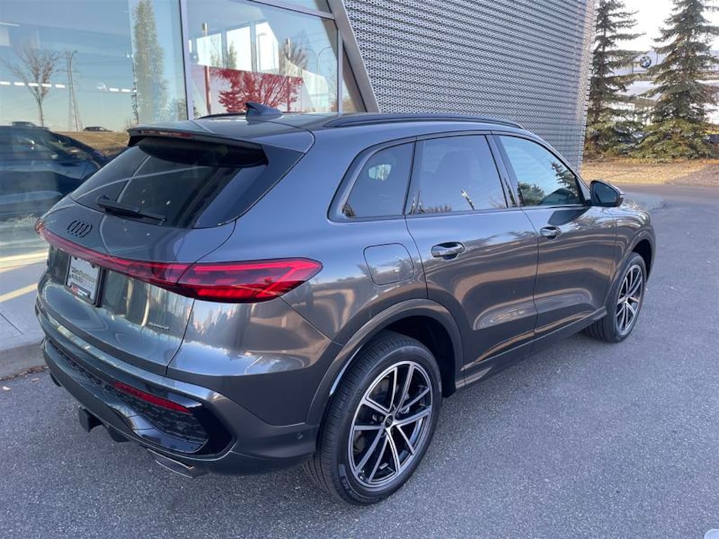 New 2025 Audi 2.0T Progressiv SUV