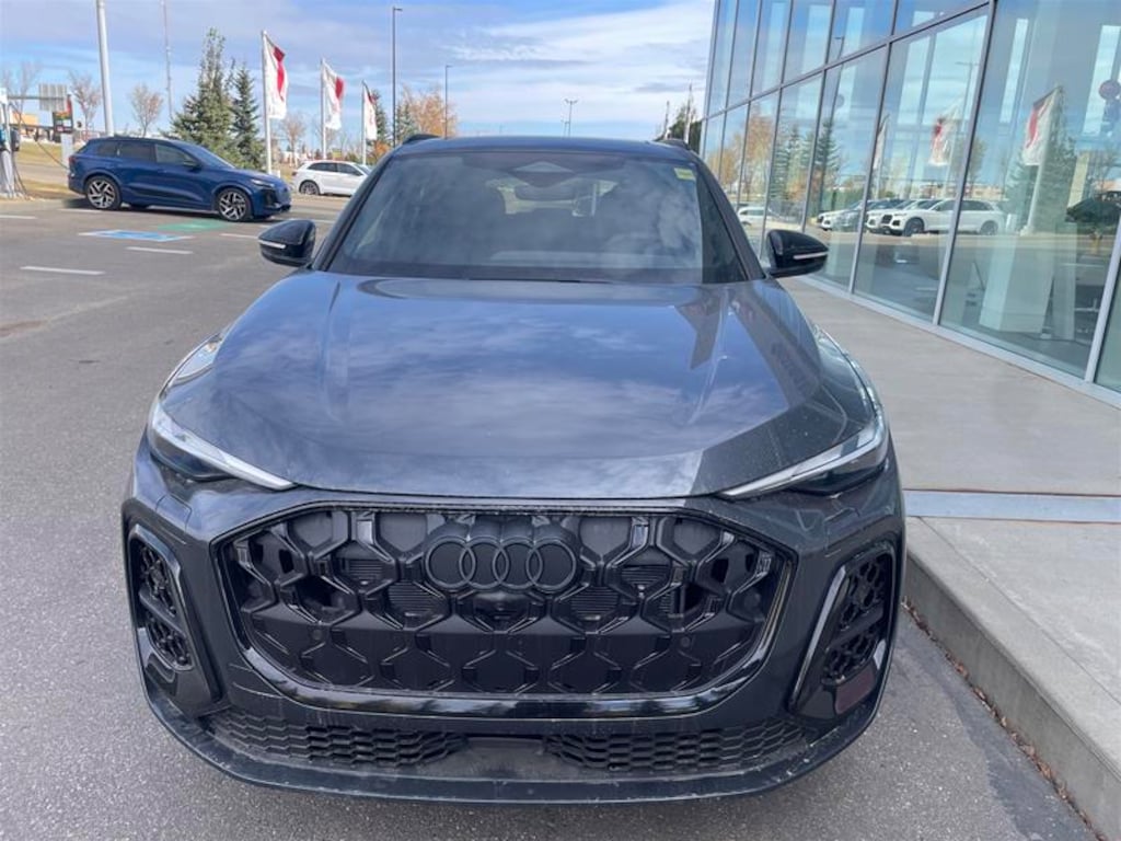 New 2025 Audi 2.0T SUV