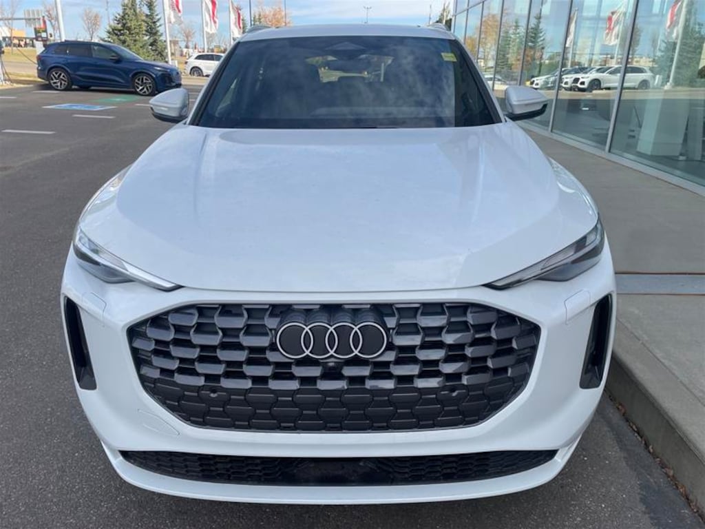 New 2025 Audi 2.0T SUV