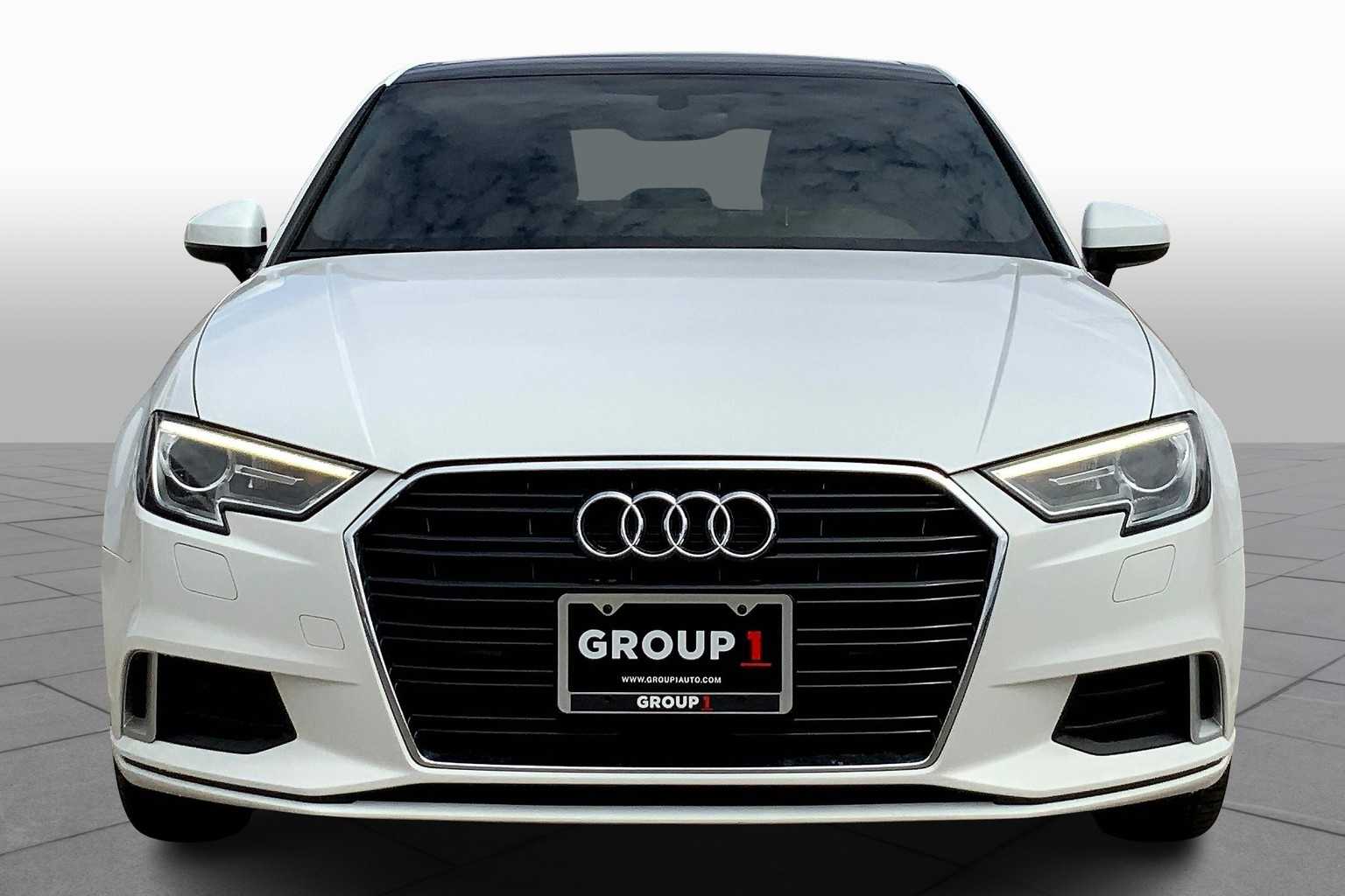 2019 Audi A3 Premium 40 TFSI photo 2