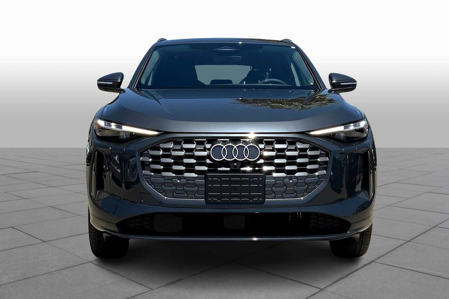 2025 Audi Q5 2.0T Premium Plus photo 3