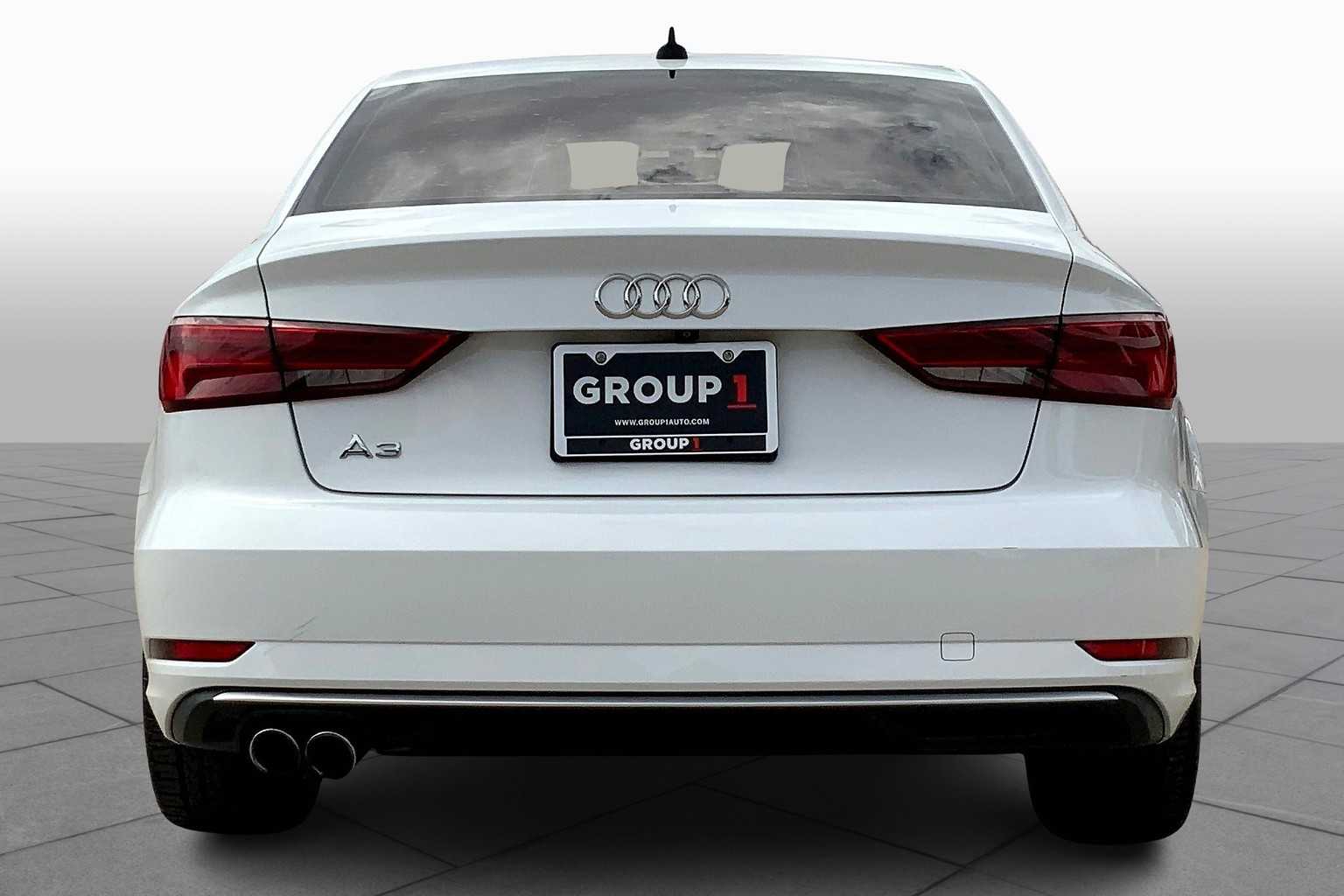 2019 Audi A3 Premium 40 TFSI photo 3