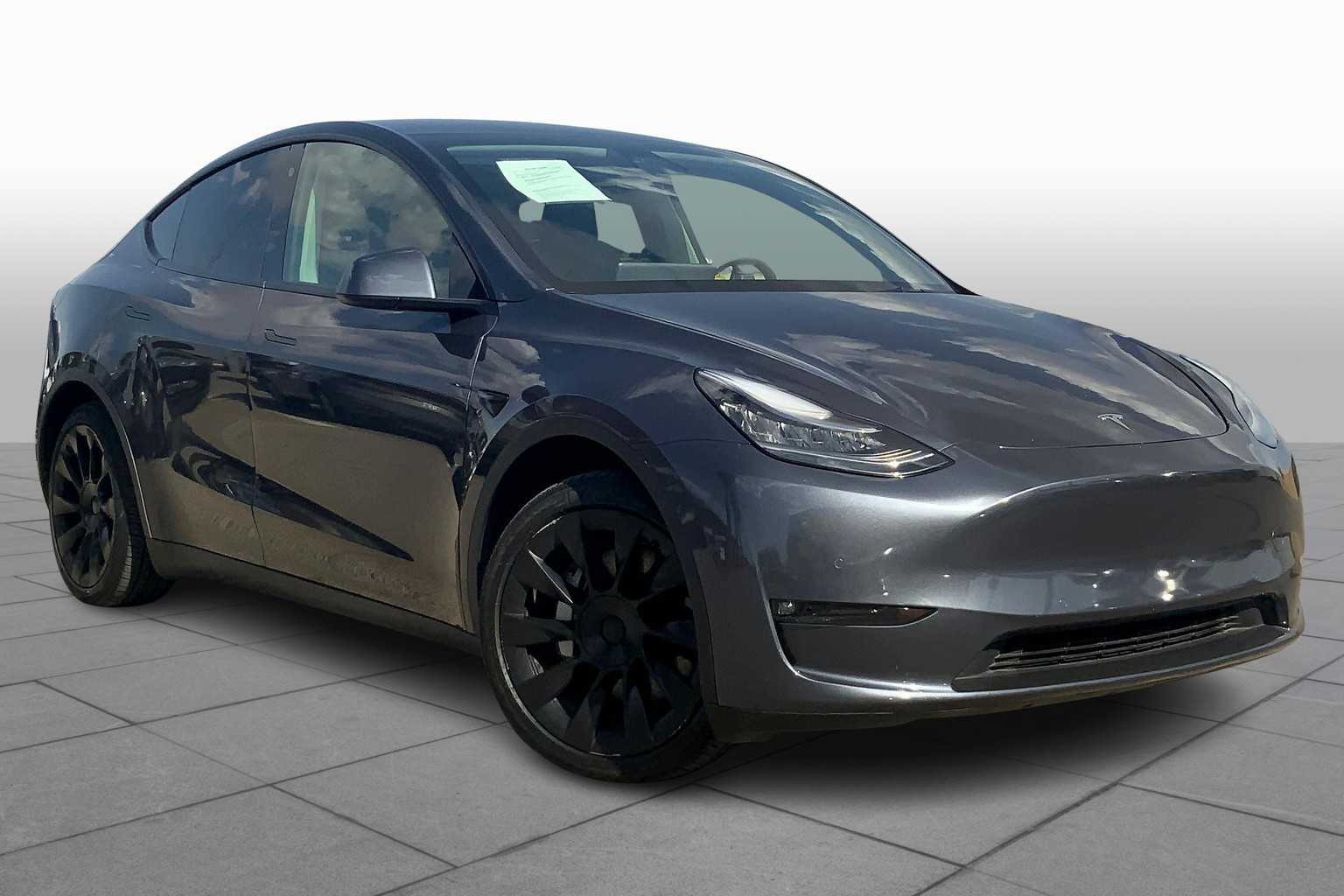 Used 2021 Tesla Model Y Long Range with VIN 5YJYGAEE8MF112125 for sale in Houston, TX