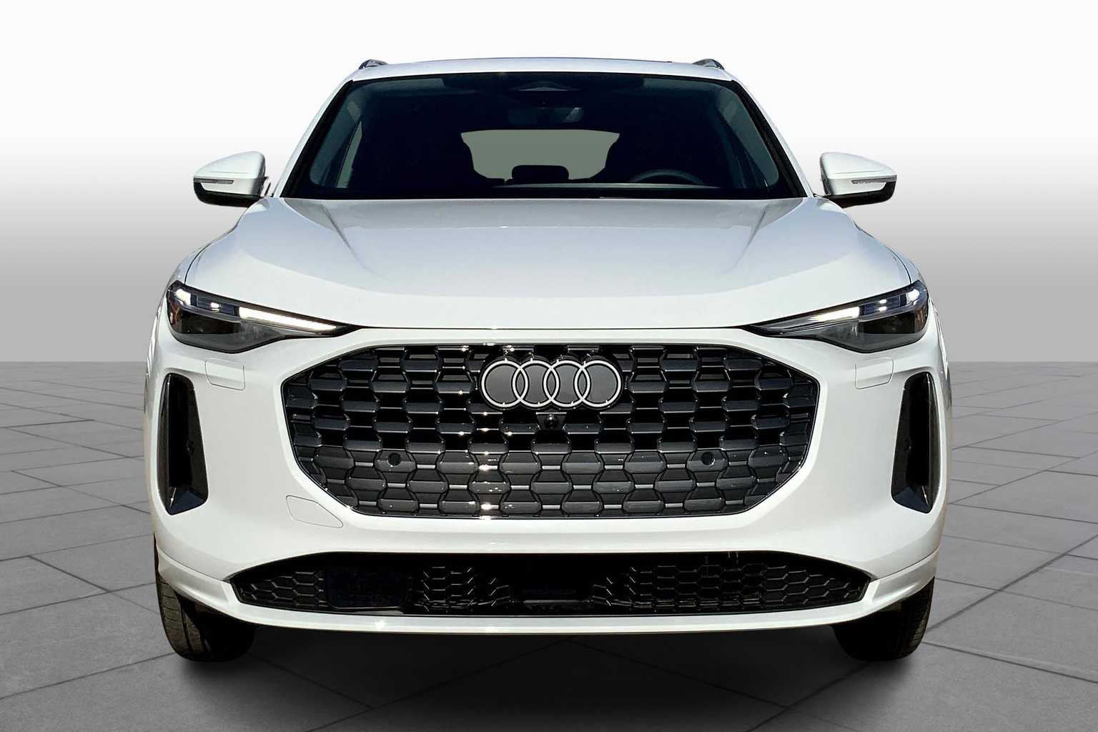 2025 Audi Q5 Premium Plus photo 3