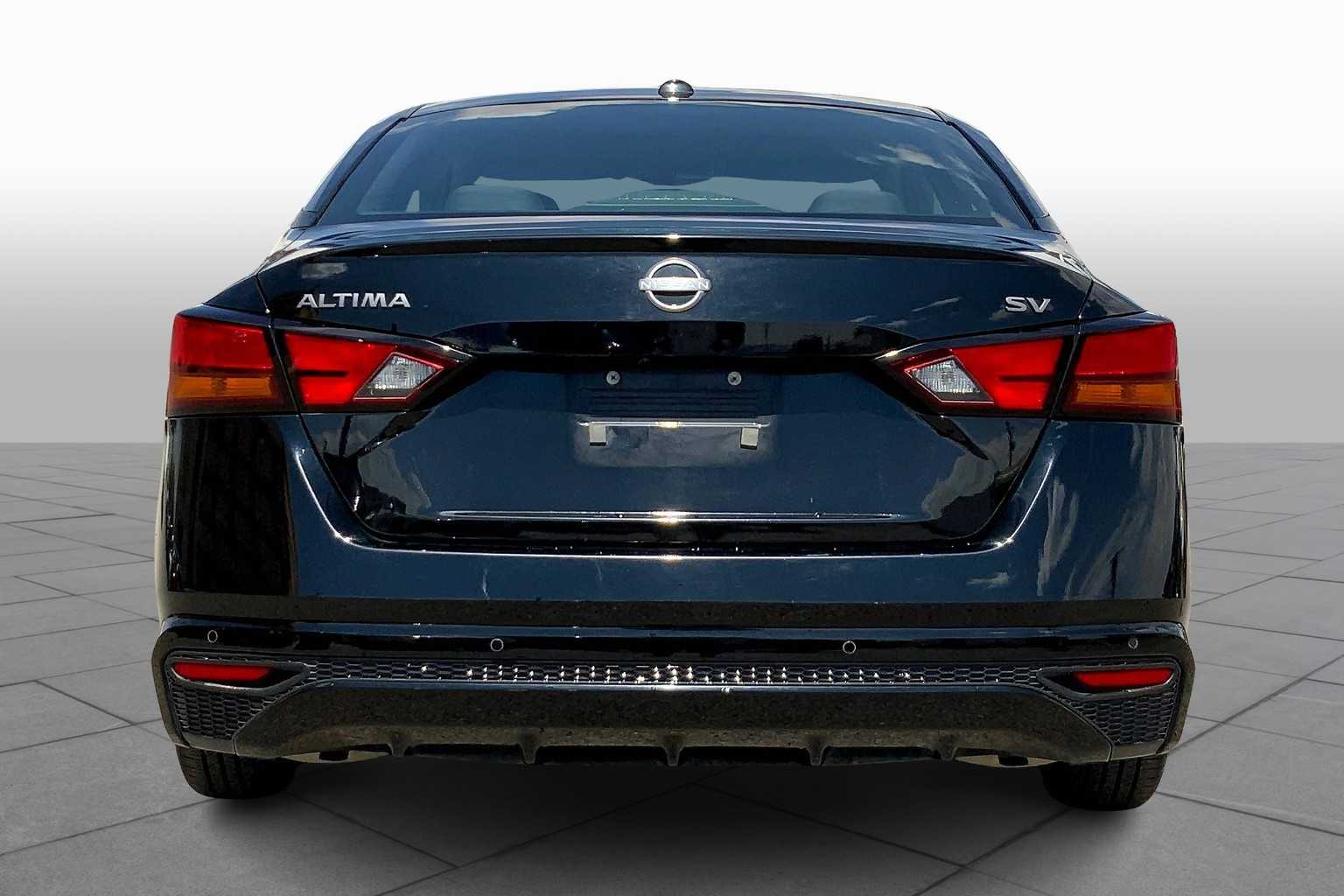 2023 Nissan Altima 2.5 SV photo 4