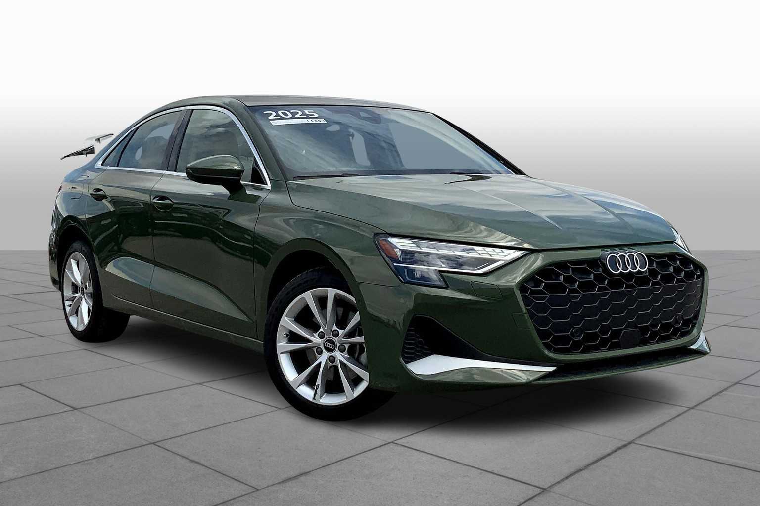 2025 Audi A3 Premium Plus 40 TFSI Quattro photo 2