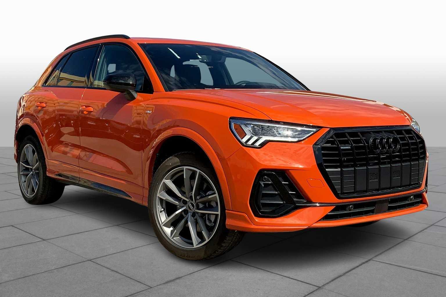 2025 Audi Q3 45 TFSI S line Premium photo 2