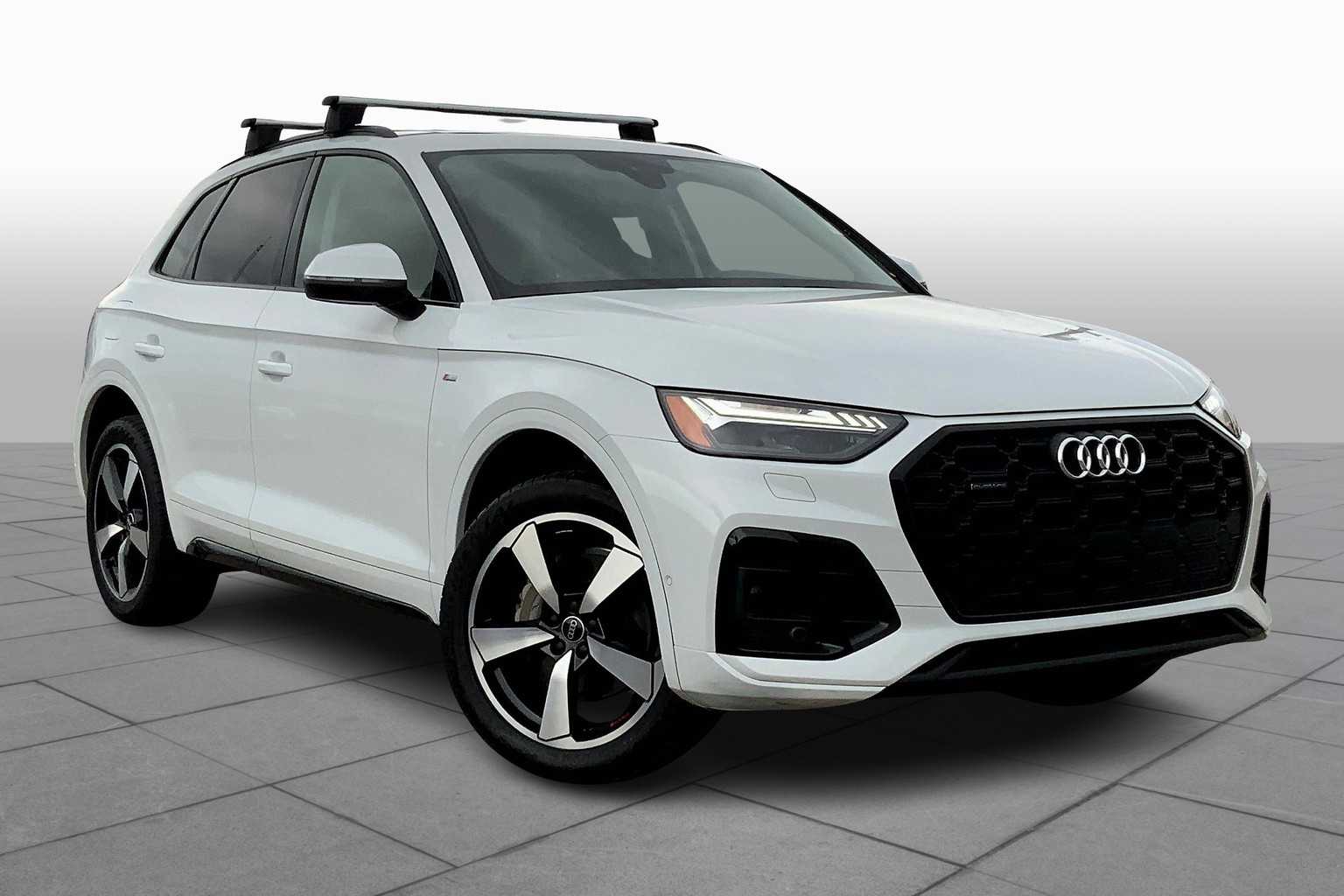 2022 Audi Q5 S line Prestige 45 TFSI Premium photo 2