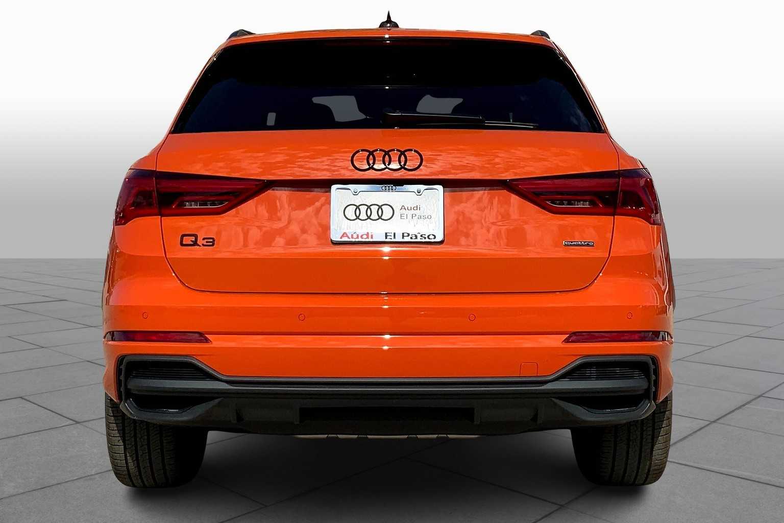 2025 Audi Q3 45 TFSI S line Premium photo 4