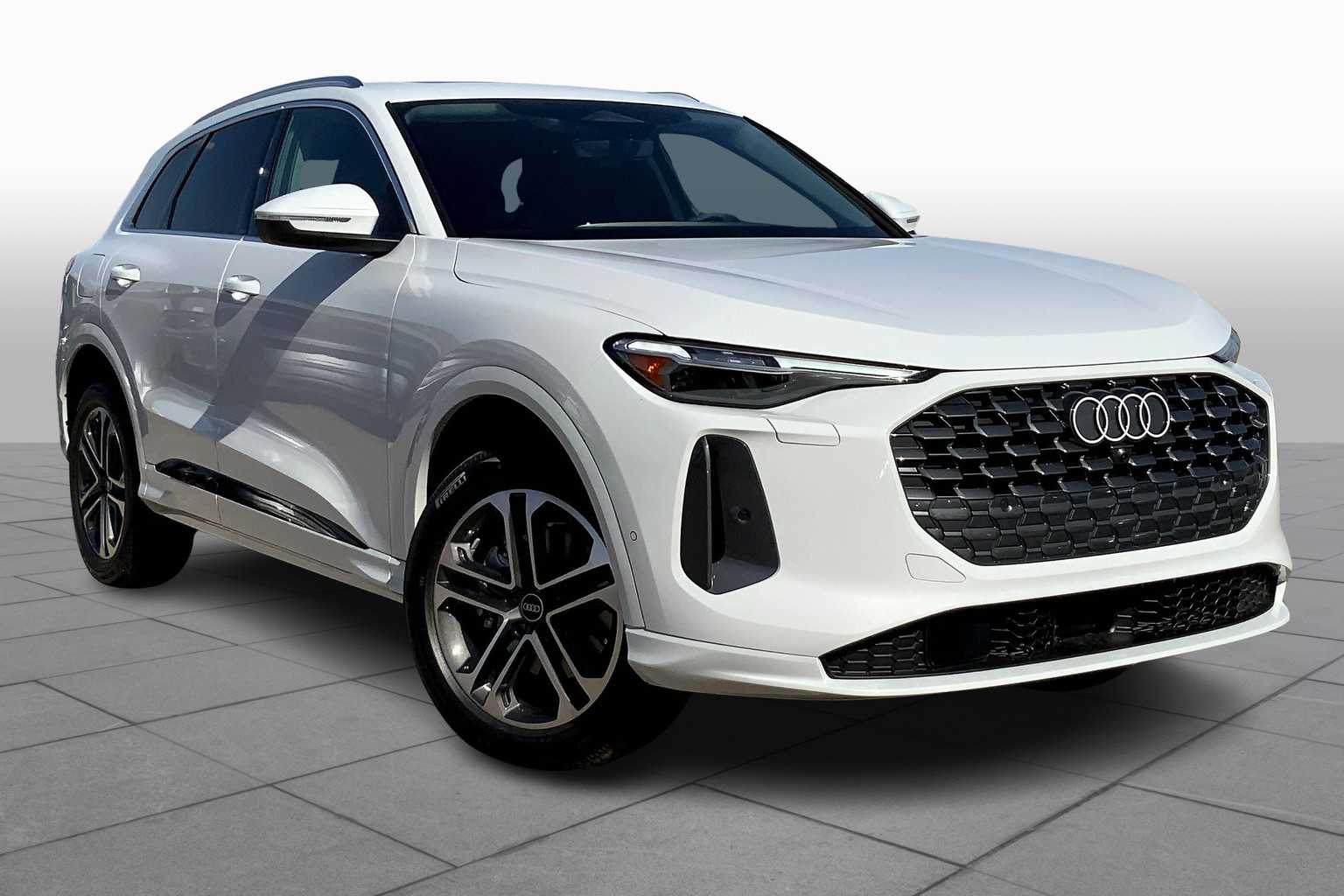 2025 Audi Q5 Premium Plus photo 2