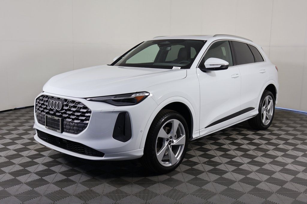 New 2025 Audi Q5 2.0T Premium SUV