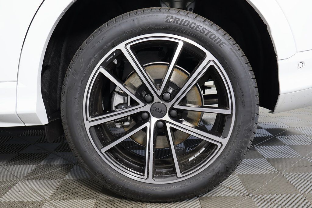 2026 Audi Q5 Premium Plus - Photo 10