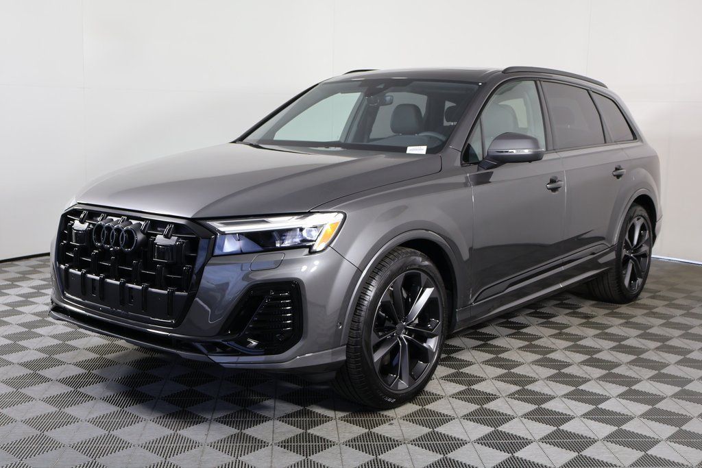 2026 Audi Q7 Premium Plus's photo