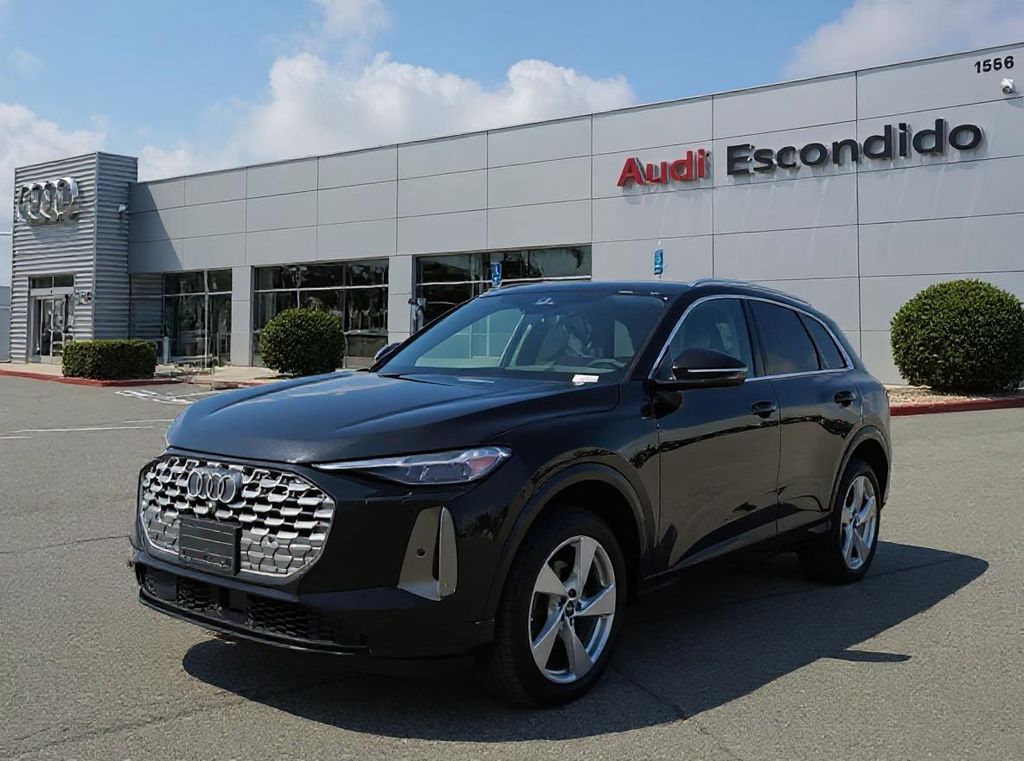 2025 Audi New Q5 Premium Plus's photo