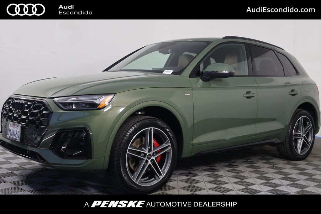 2024 Audi Q5 55 e Premium Plus's photo