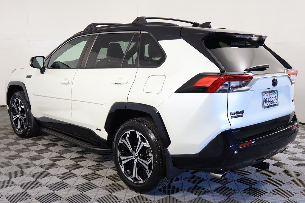 2022 Toyota RAV4 Prime XSE photo 6