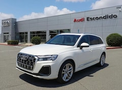 2025 Audi Q7 55 Premium Plus SUV