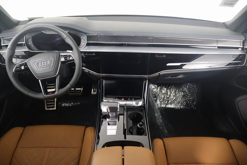 2025 Audi S8 4.0T photo 4