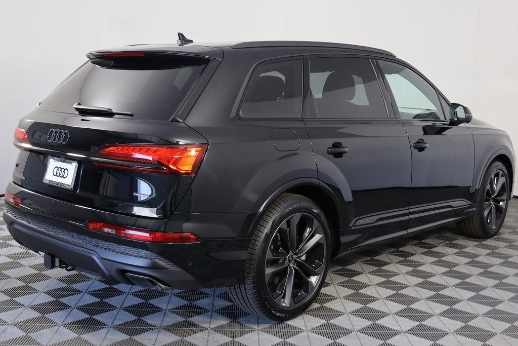 New 2026 Audi Q7 Premium Plus SUV