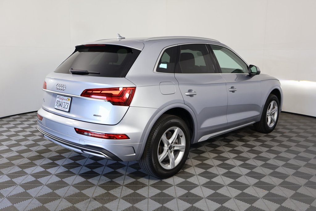 2023 Audi Q5 40 Premium photo 4