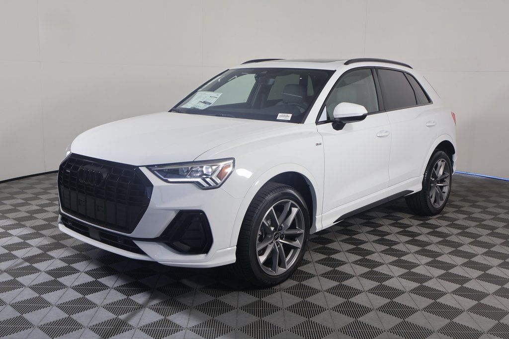 2025 Audi Q3 S Line Premium's photo