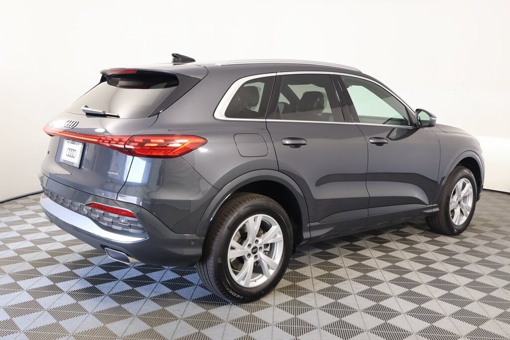 New 2026 Audi Q5 Premium SUV