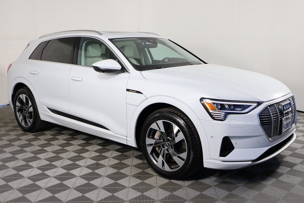 Certified 2023 Audi e-tron Premium SUV