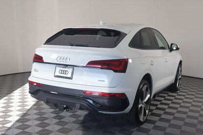 2023 Audi Q5 Sportback Exterior Colors & Dimensions: Length, Width