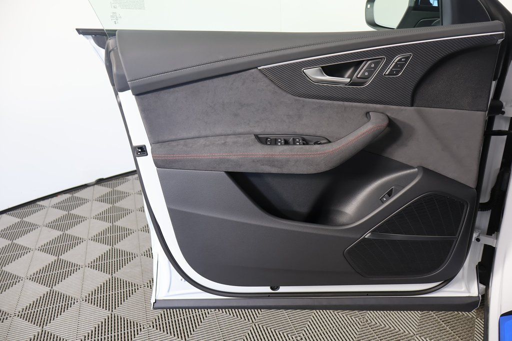 2026 Audi RS Q8 Base - Photo 7