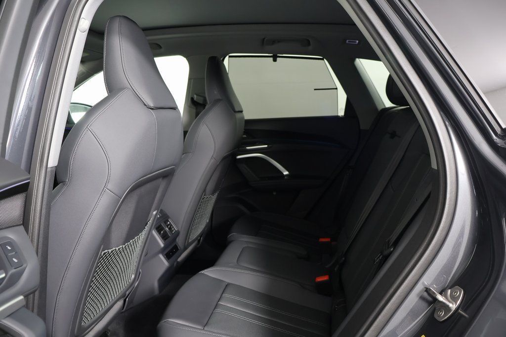 2025 Audi Q5 Premium Plus - Photo 6
