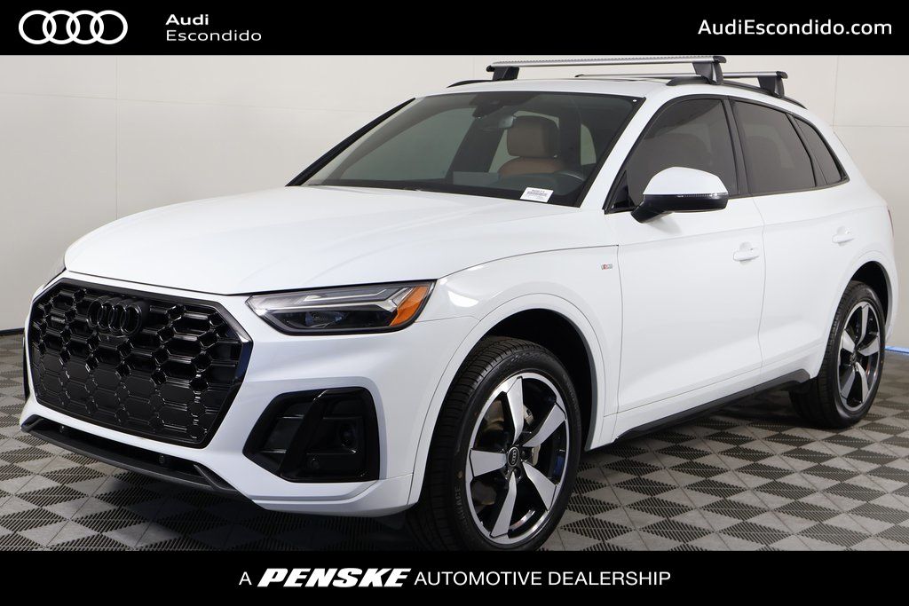 2023 Audi Q5 45 Premium Plus's photo