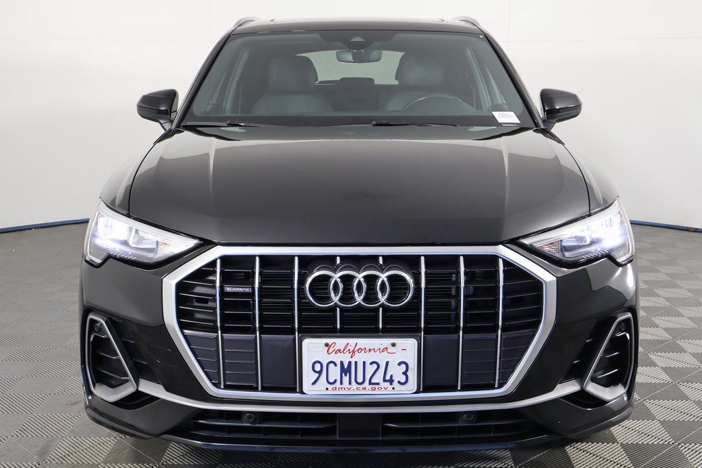 2022 Audi Q3 Premium photo 2