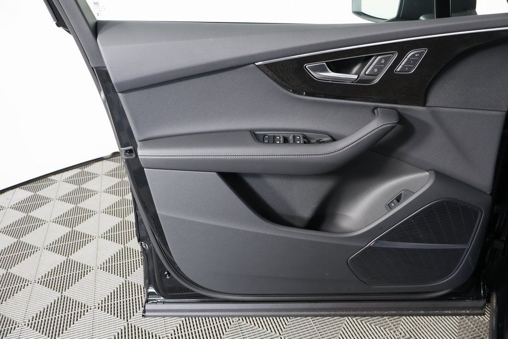 2026 Audi Q7 Premium Plus - Photo 7