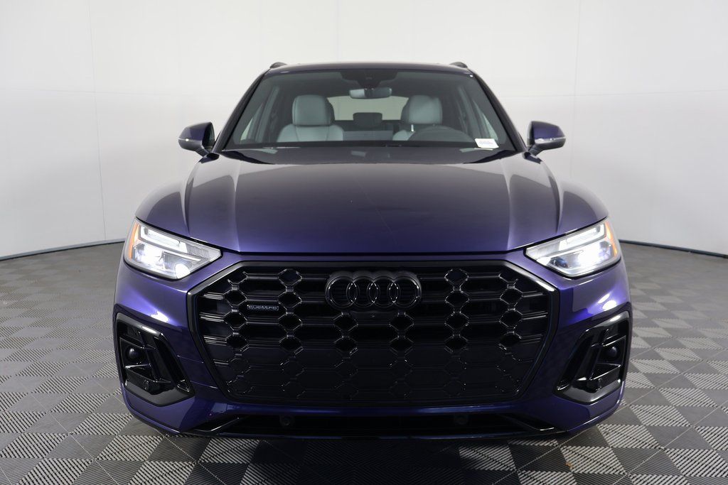 2025 Audi Q5 45 S line Premium Plus photo 2