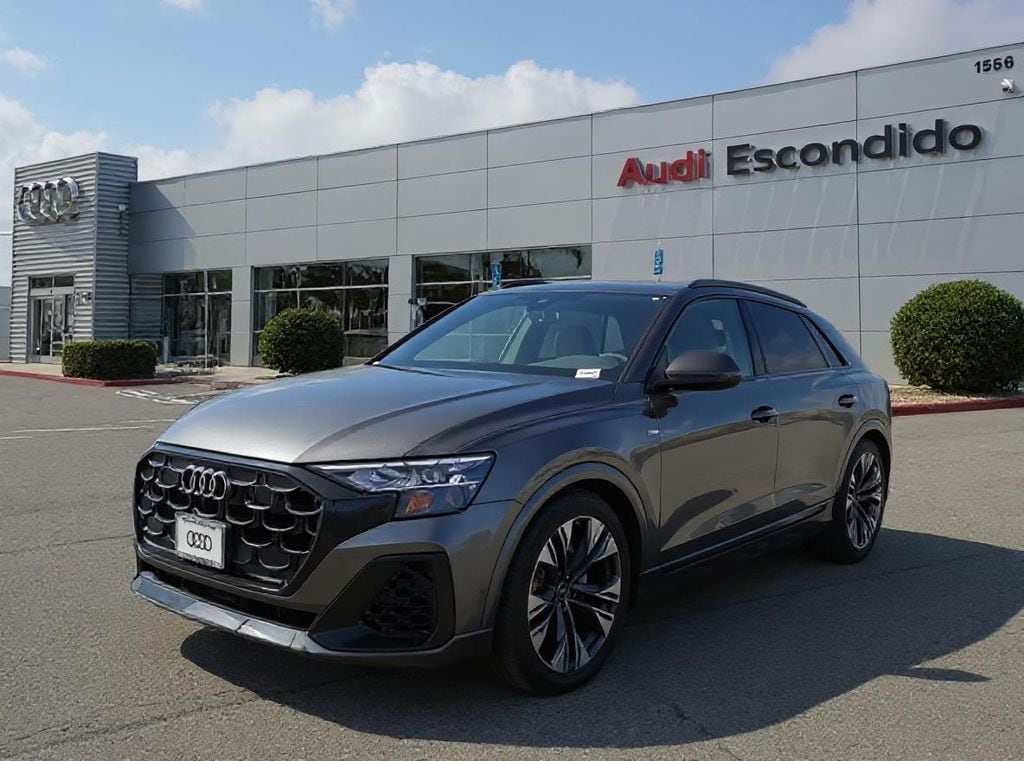 2026 Audi Q8 Premium Plus's photo