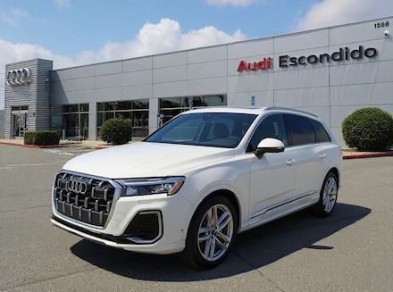 2025 Audi Q7 55 Premium Plus SUV