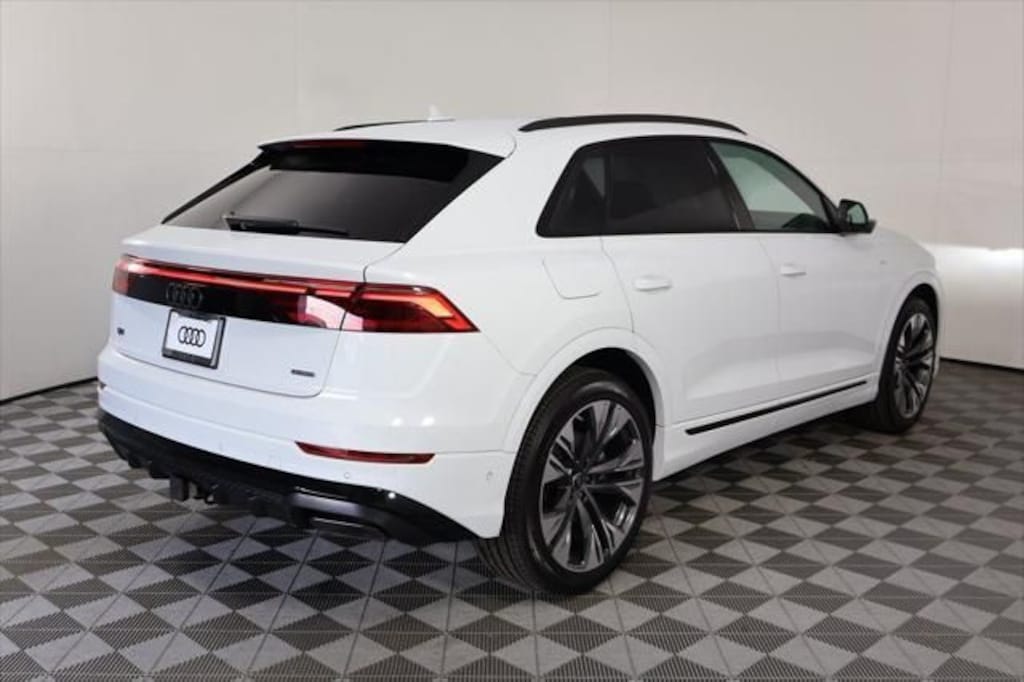 New 2026 Audi Q8 Premium Plus SUV